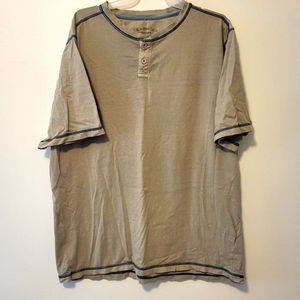 Men's Cearwater outfitters gray/green/beige three button shirt Large